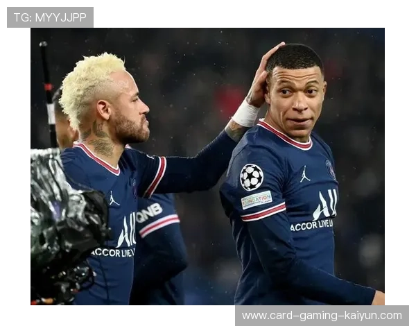 费耶诺德锁定内马尔式边路活点,革新足球战术 费耶诺德锁定内马尔式边路活点,革新足球战术