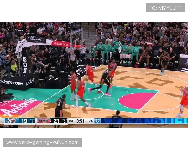 文班亚马盖帽再现,马刺防守立标杆 文班亚马盖帽再现,马刺防守立标杆