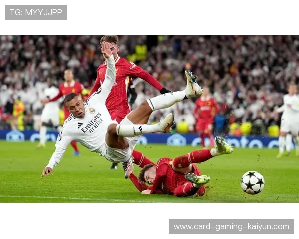 西甲皇马中场串联流畅，进攻端连续冲击